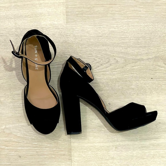 Sun + Stone Reeta Block- Heel Platform Black in Color NWOB - Picture 4 of 5